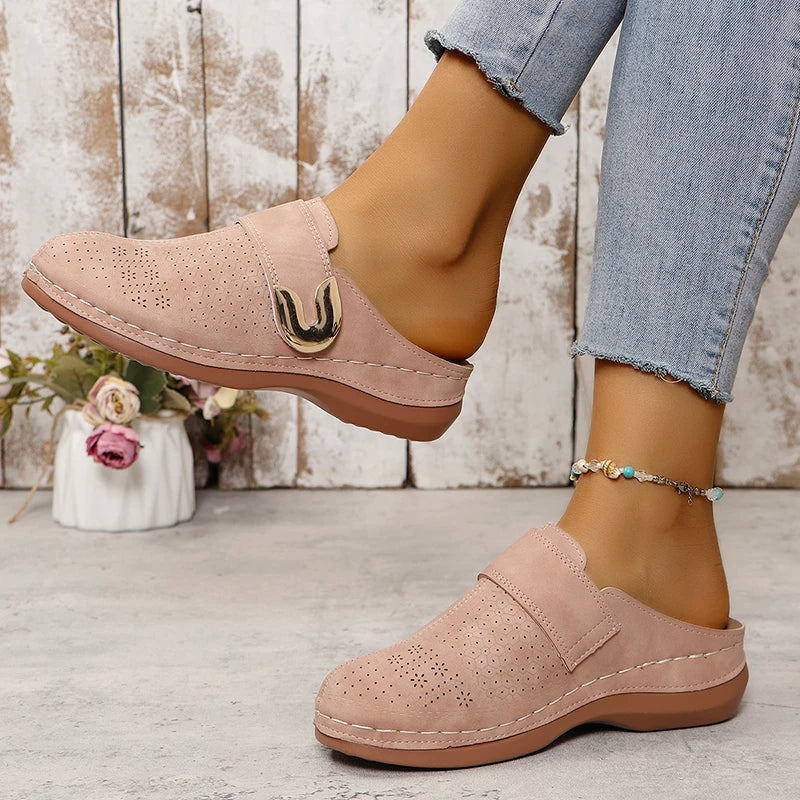 Closed Toe Med Heels Slippers Women Fashion Buckle Wedge Heel Sandals Woman 2025 Summer Lightweight Casual Non-Slip Beach Shoes