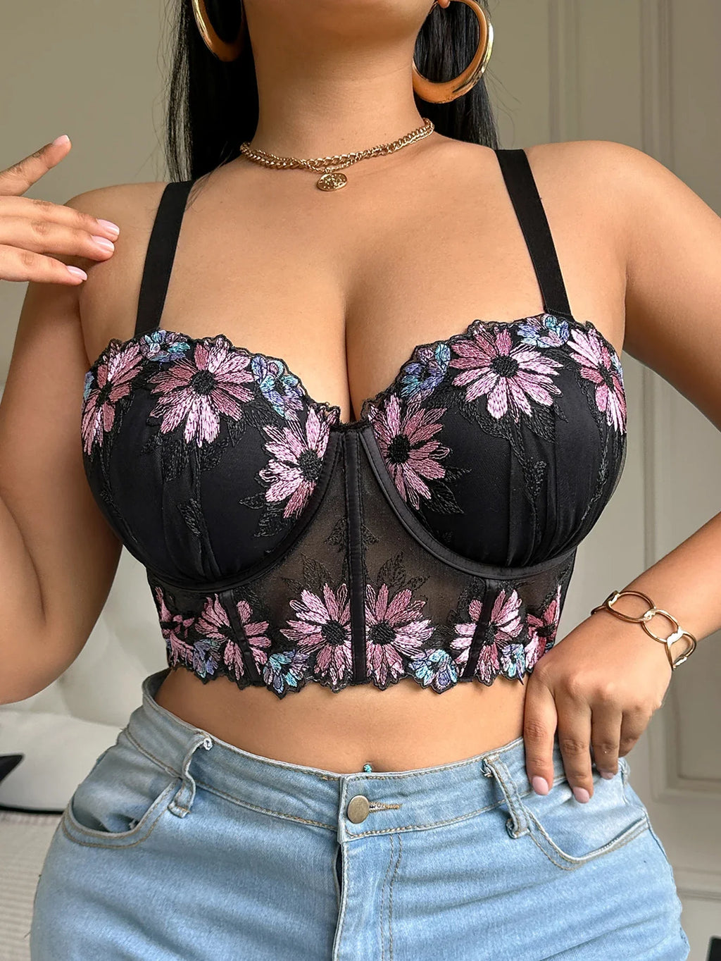 D E Thin Cup Plus Size Bras Lace Embroidered Floral Push up Bra Wide Shoulder Straps Soft Side Support Underwire Bra for Women