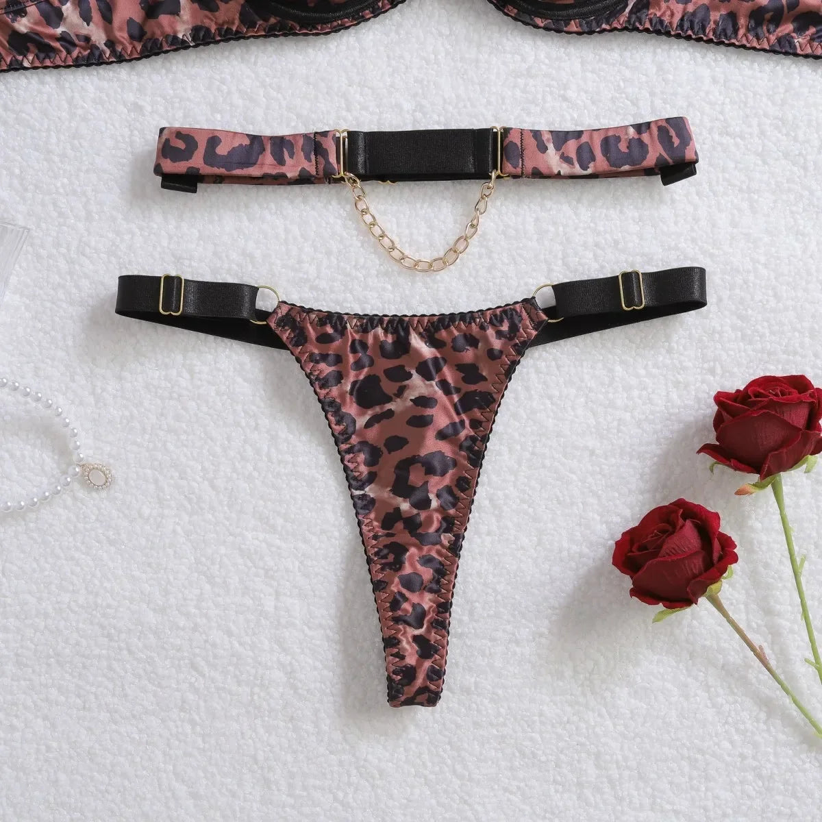 2025 Metal Chain Sexy Wild Leopard Pattern Hollow Cross Heavy Craftsmanship Body Shaping Sexy Underwear Five Piece Set