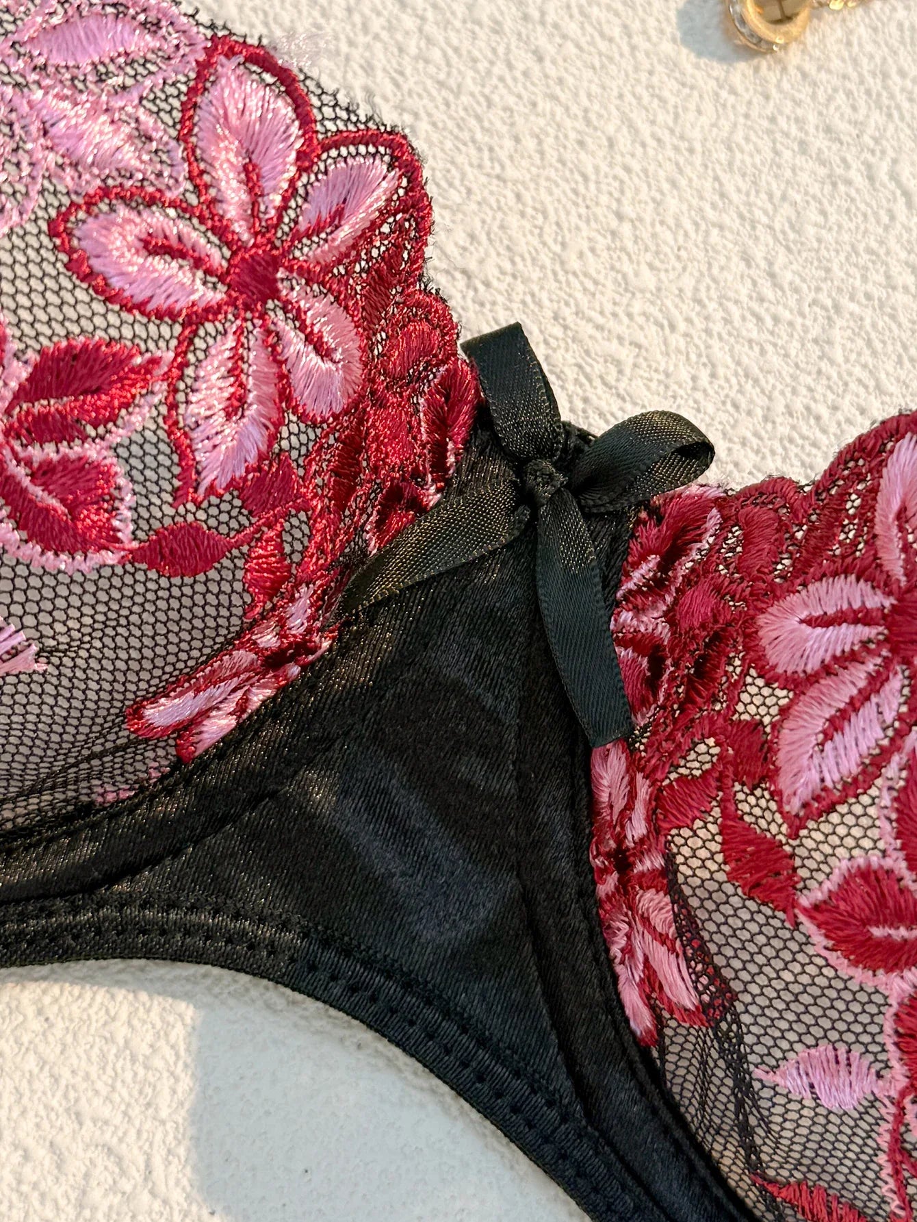 Valentine's Eve Light  Danube Group Ladies Sexy Lingerie Bra Women's Suit - the Temptation of a Seductive Night