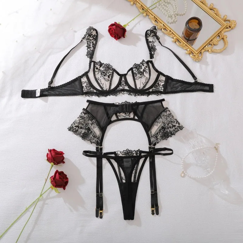 Toucheart Erotic Lingerie Fashion New Floral Embroidered See-through Mesh Body-shaping Women Sexy Underwear Three-piece Hot Set