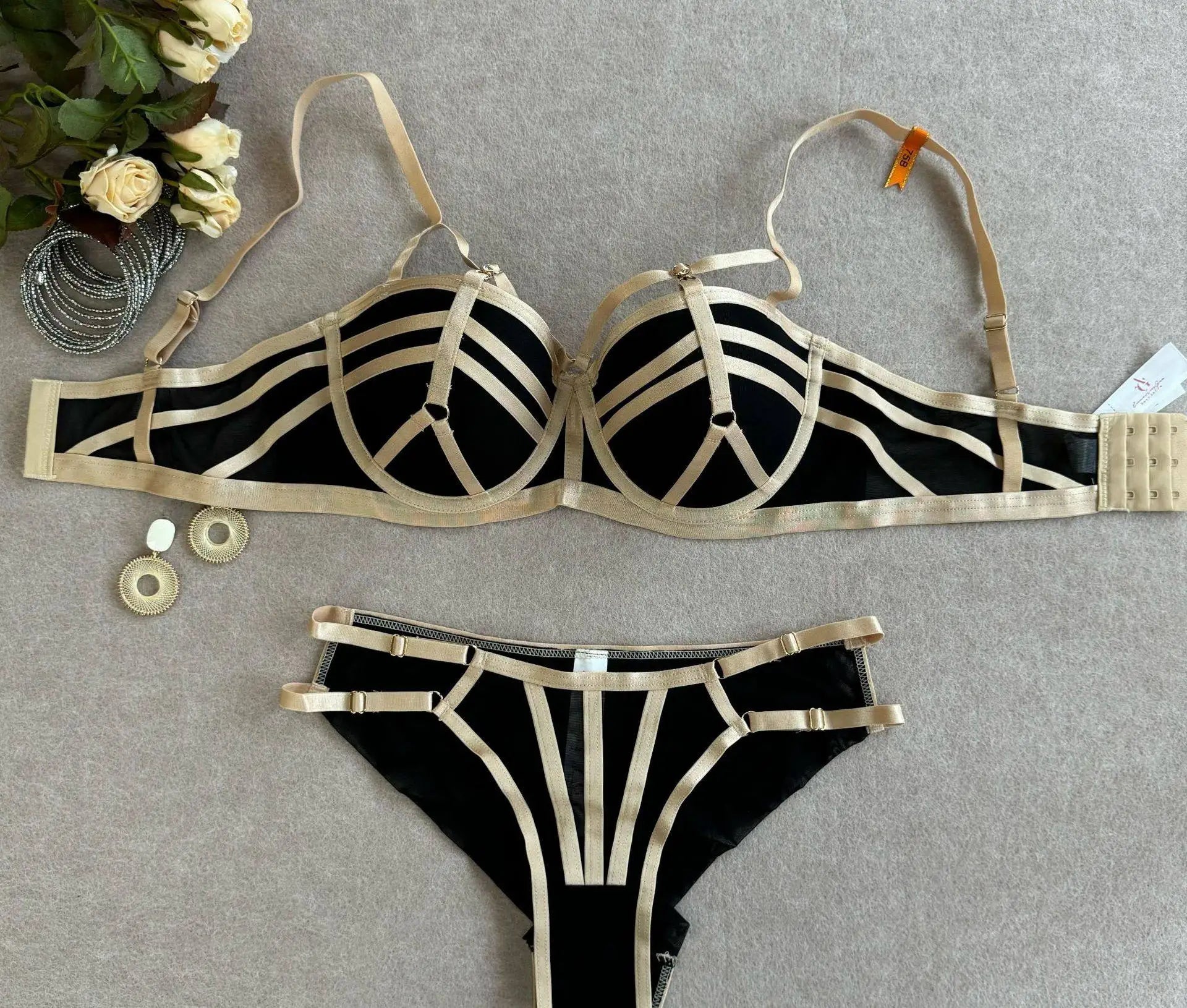 Cute Sweet Pure Desire Bralette Set for Women Wireless Push Up Bra Small Chest Summer Lace Lingerie New Style Free Ship MOYISU