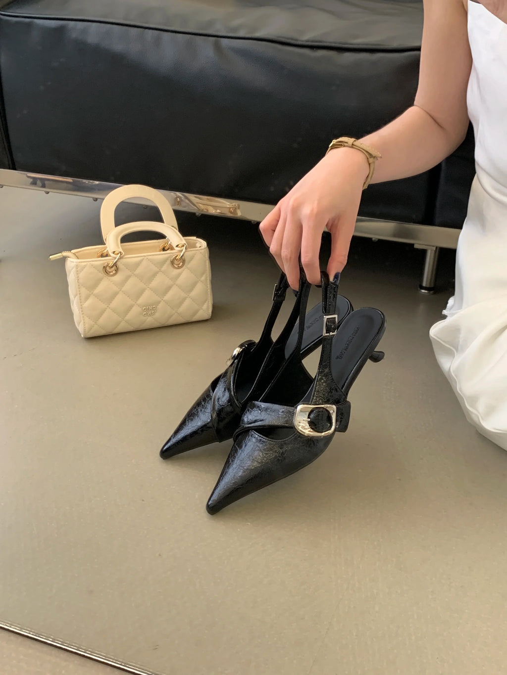 White Thin Heeled Sandals 2026 Women's Low-Heeled Shoes With Strap Brown Summer 2026 New Girls Fashion French OL Single Shoes
