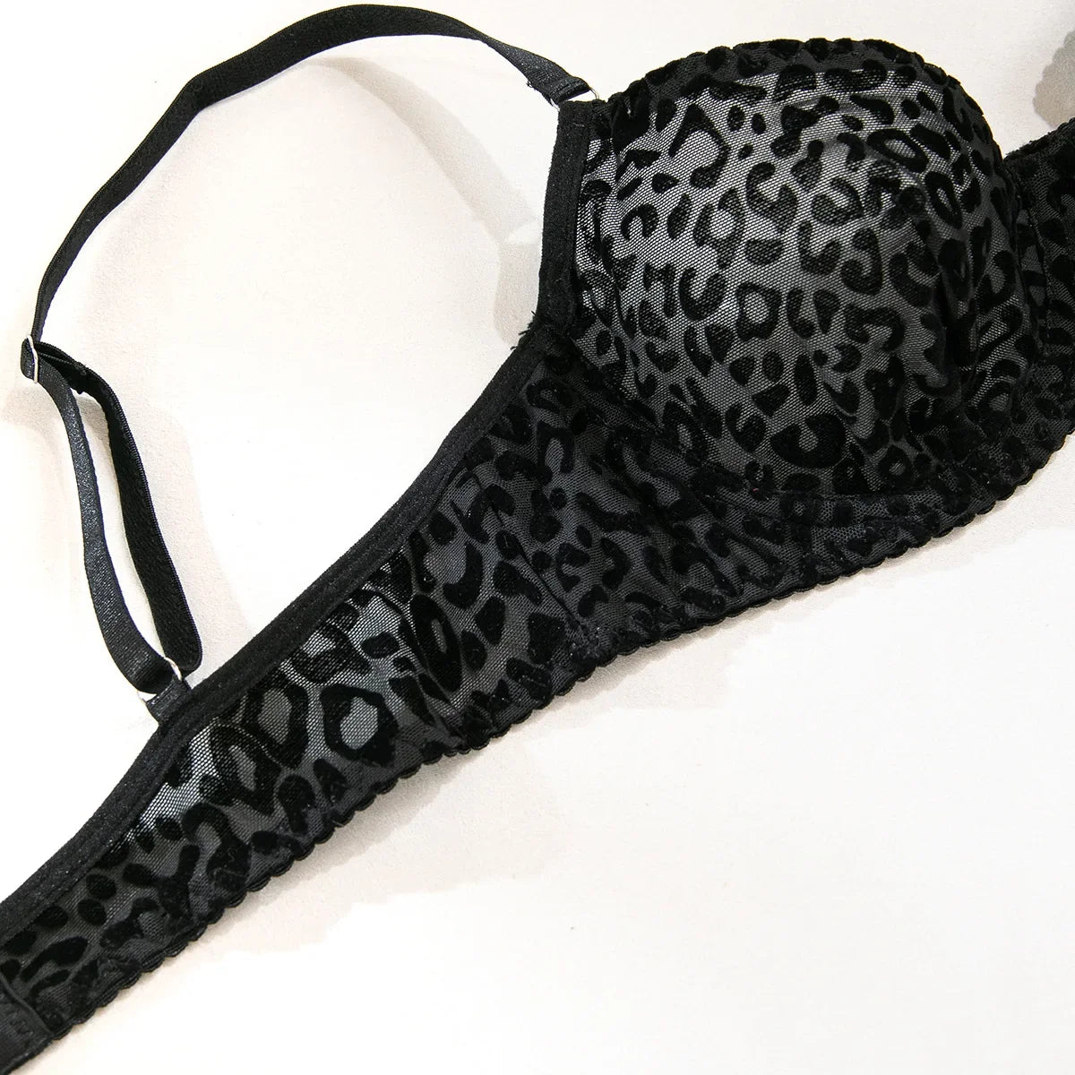 Toucheart 5-Piece Suit Sexy Underwear Suit Flocked Leopard Print Fashionable Hollow Sexy Lingerie Women Perspective Underwear