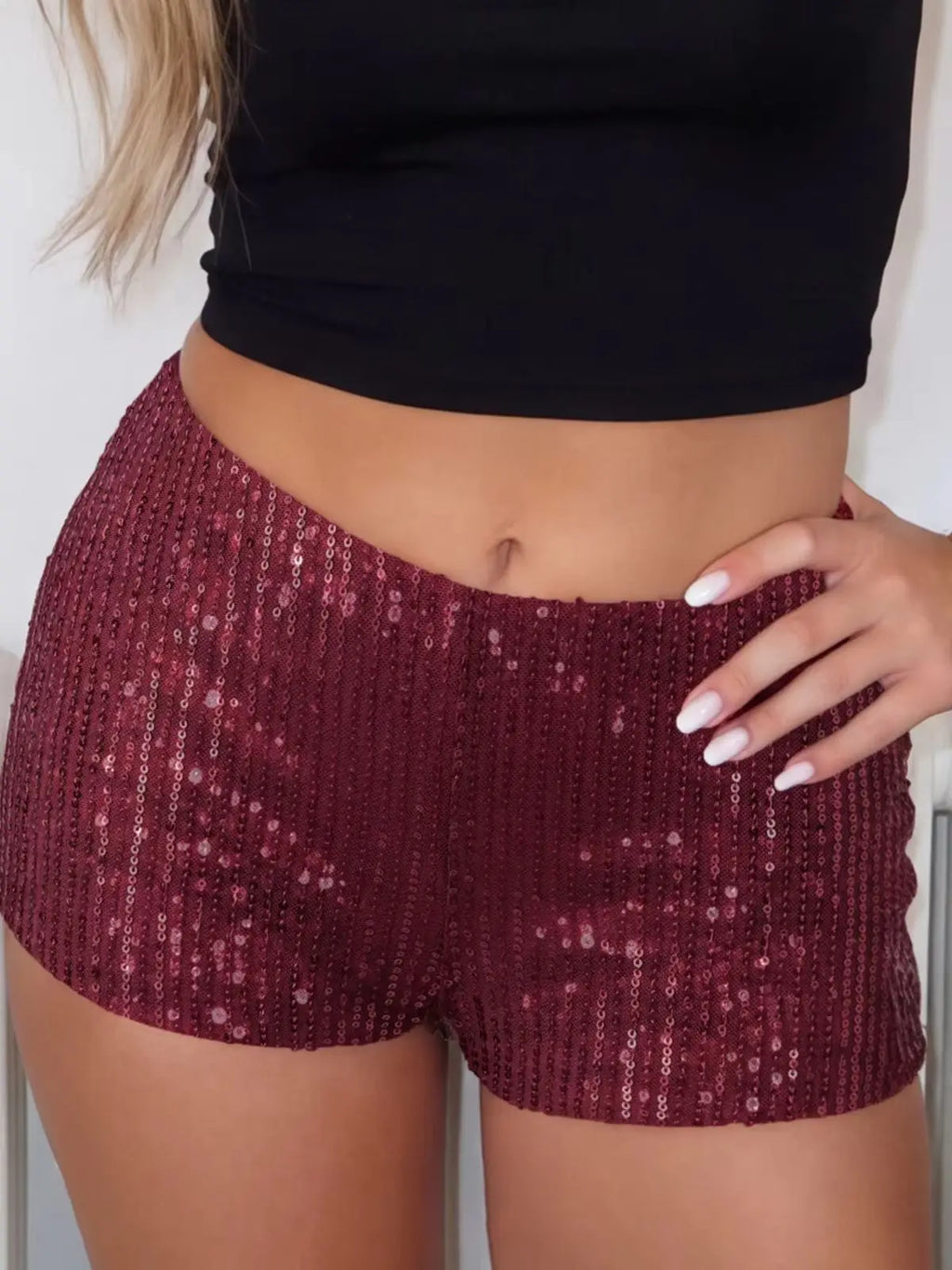 Women's Sequins Shorts Summer Low Rise Elastic Waistband Shorts Hot Streetwear