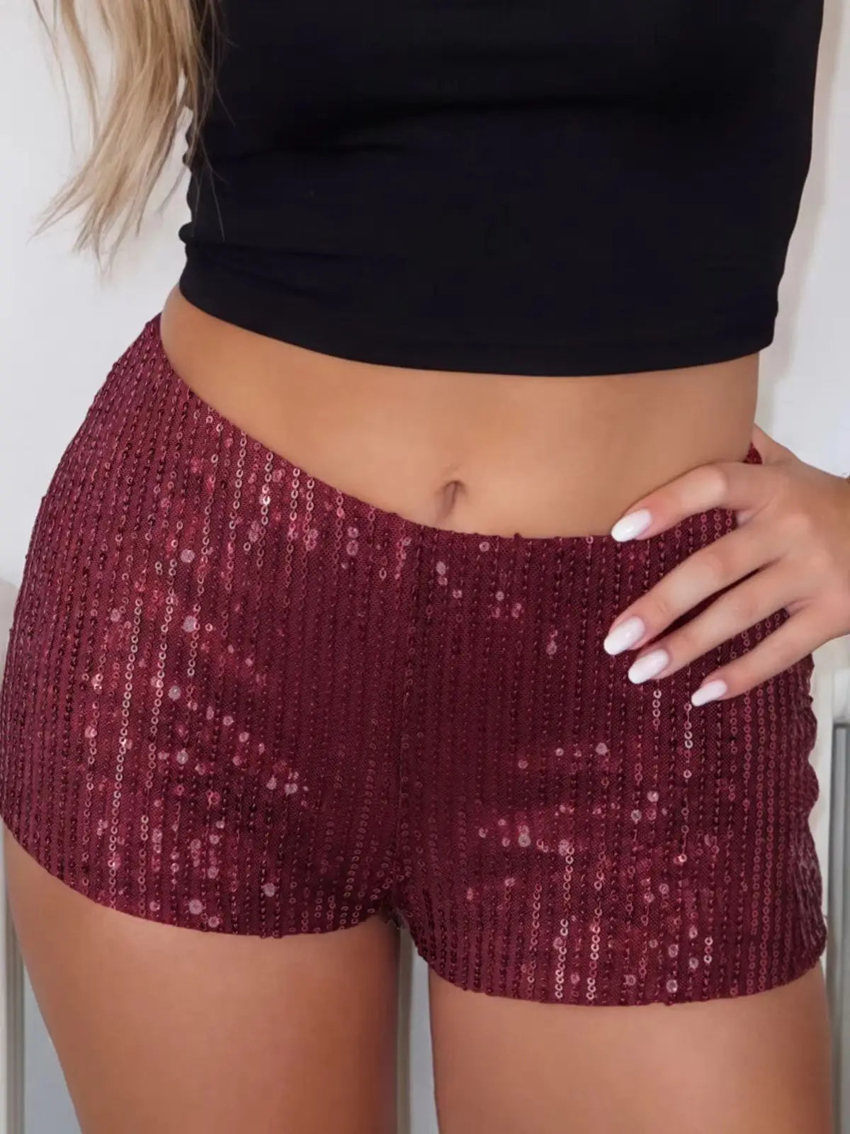 Women's Sequins Shorts Summer Low Rise Elastic Waistband Shorts Hot Streetwear