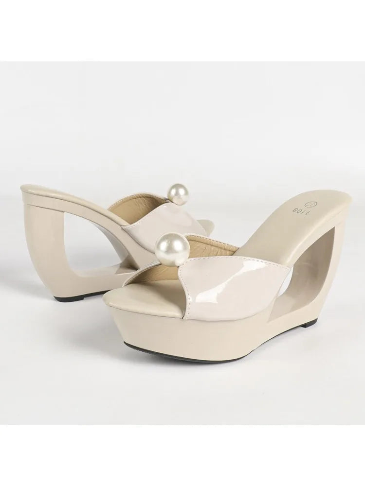 New Summer Fashion Design Peep Toe Beaded Slippers Platform Sandals Women Hollow Heels Female Shoes Zapatos Mujer