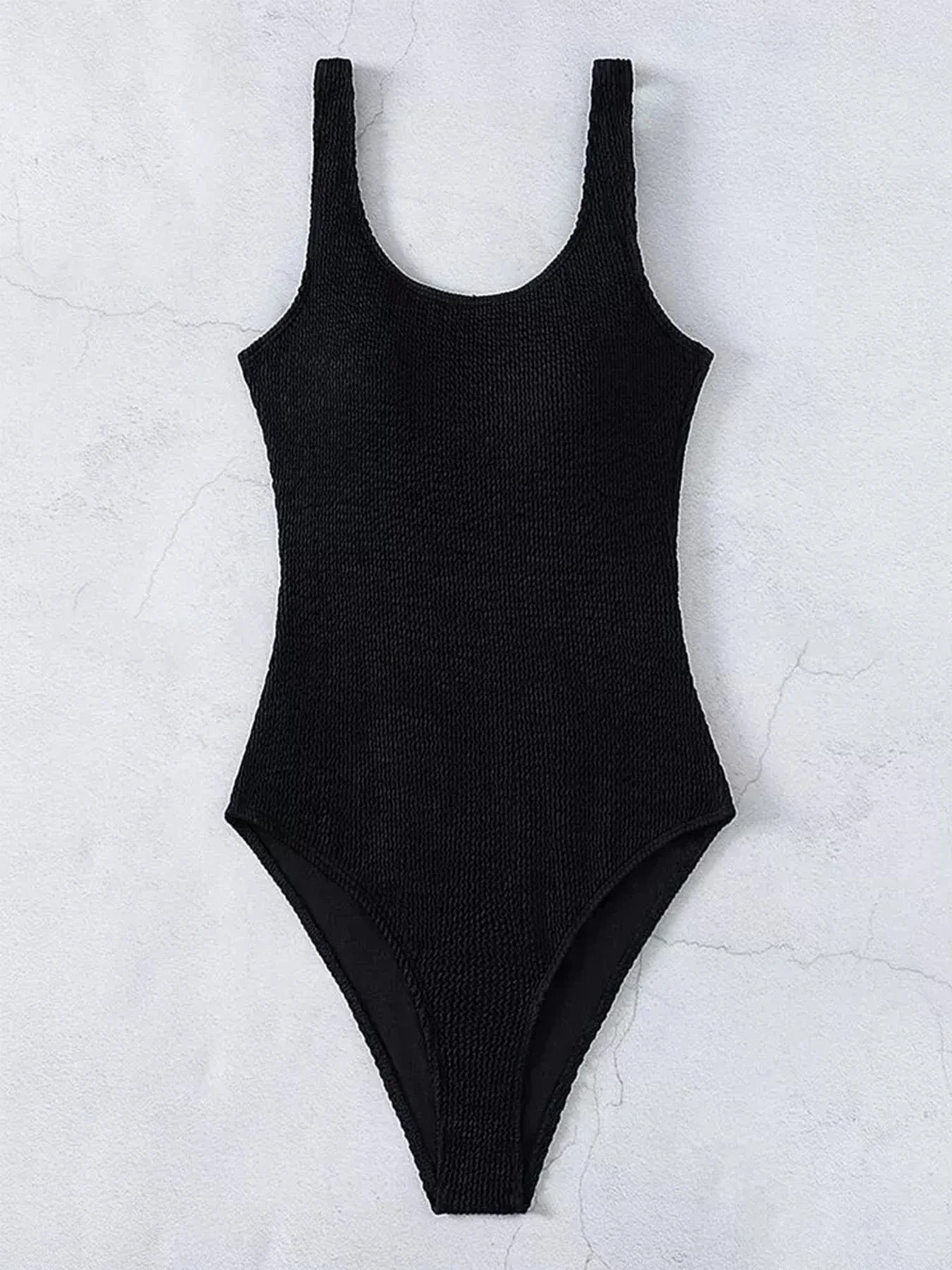 Ladies Solid Stripe One-Piece Swimsuit Comfortable Strap Offers Best Support Fashionable Design for Summer Beach And Pool Days