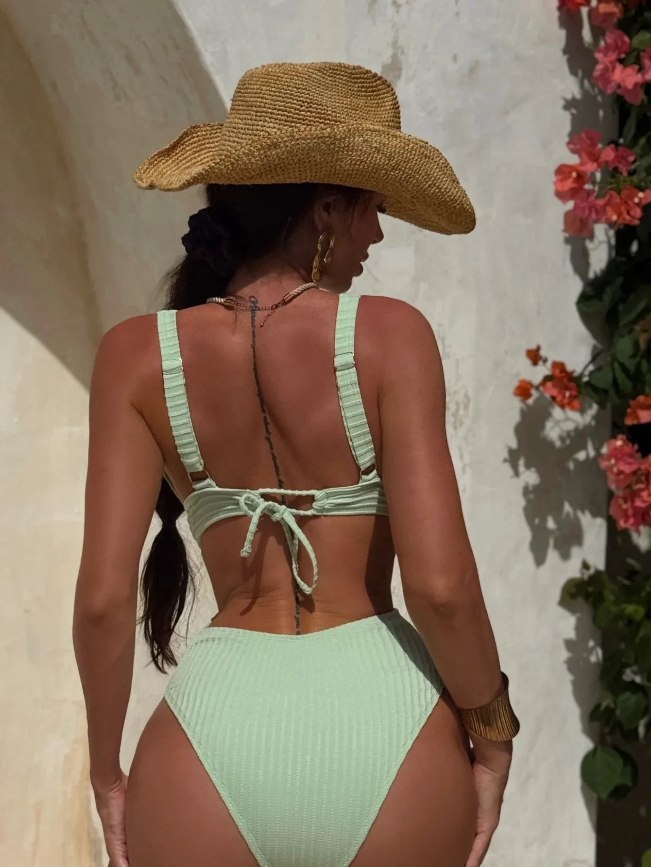 Deep V Neck Cut Out Women Swimwear One Piece Swimsuit Female High Leg Cut Monokini Bather Backless Bathing Suit Swim Beachwear