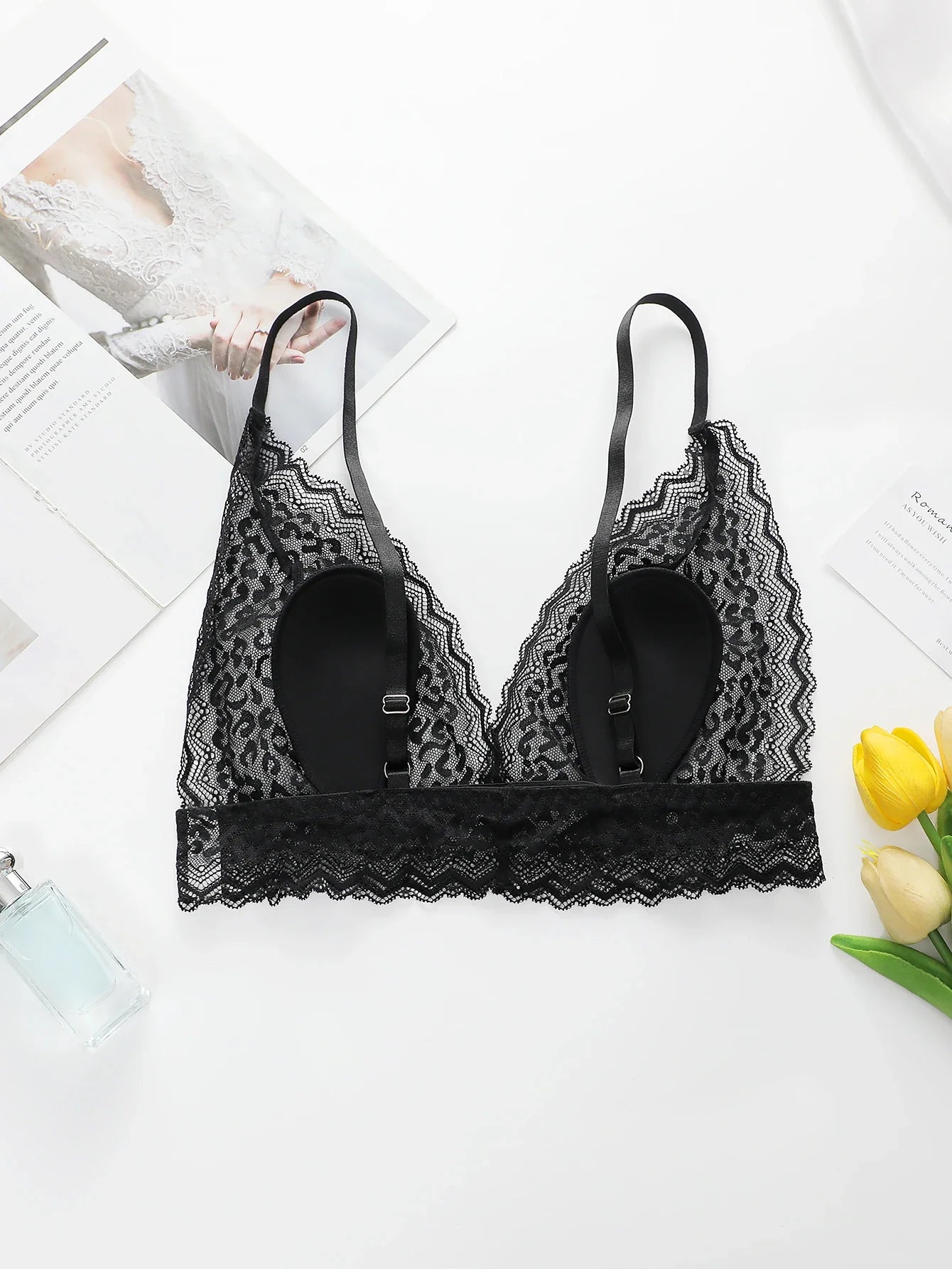 Sexy Lace Deep V Bralette for Women Casual Beach Wear bra Y2K Aesthetic Crop Top  Summer Vacation Outfit Lingerie bra A2375