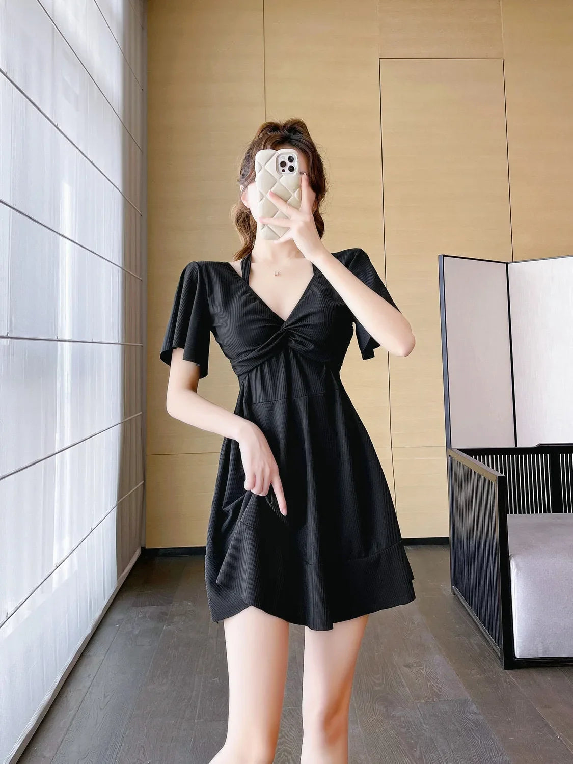 New One-piece Swimsuit for Women, Super Fairy, Sexy, High Looks, Conservative, Belly Covering, Slimming Swimsuit for Students