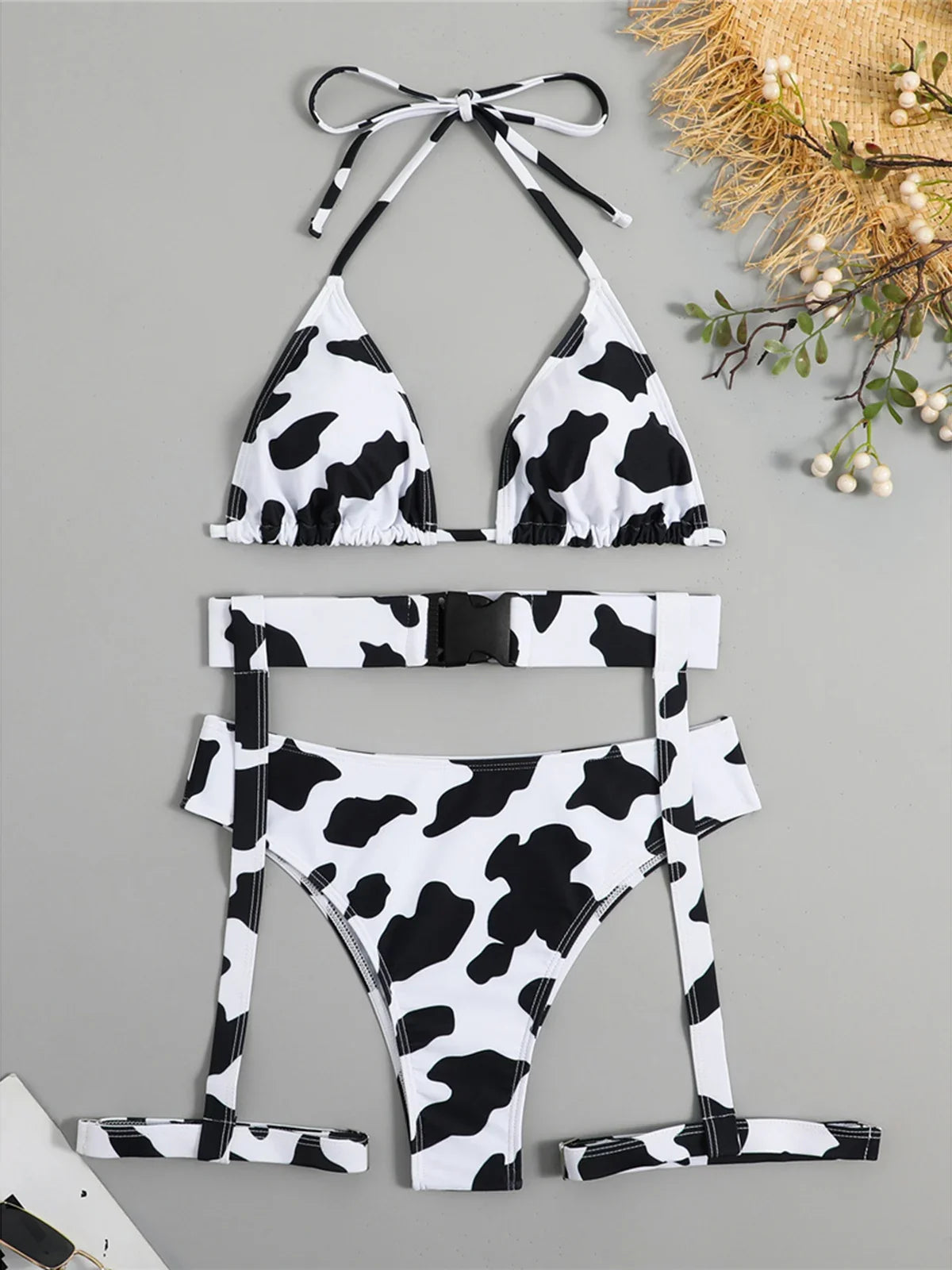 Sexy With Garter Spots Halter Bikini Female Swimsuit Women Swimwear Three-pieces Bikini set Bather Bathing Suit Swim Lady K4439