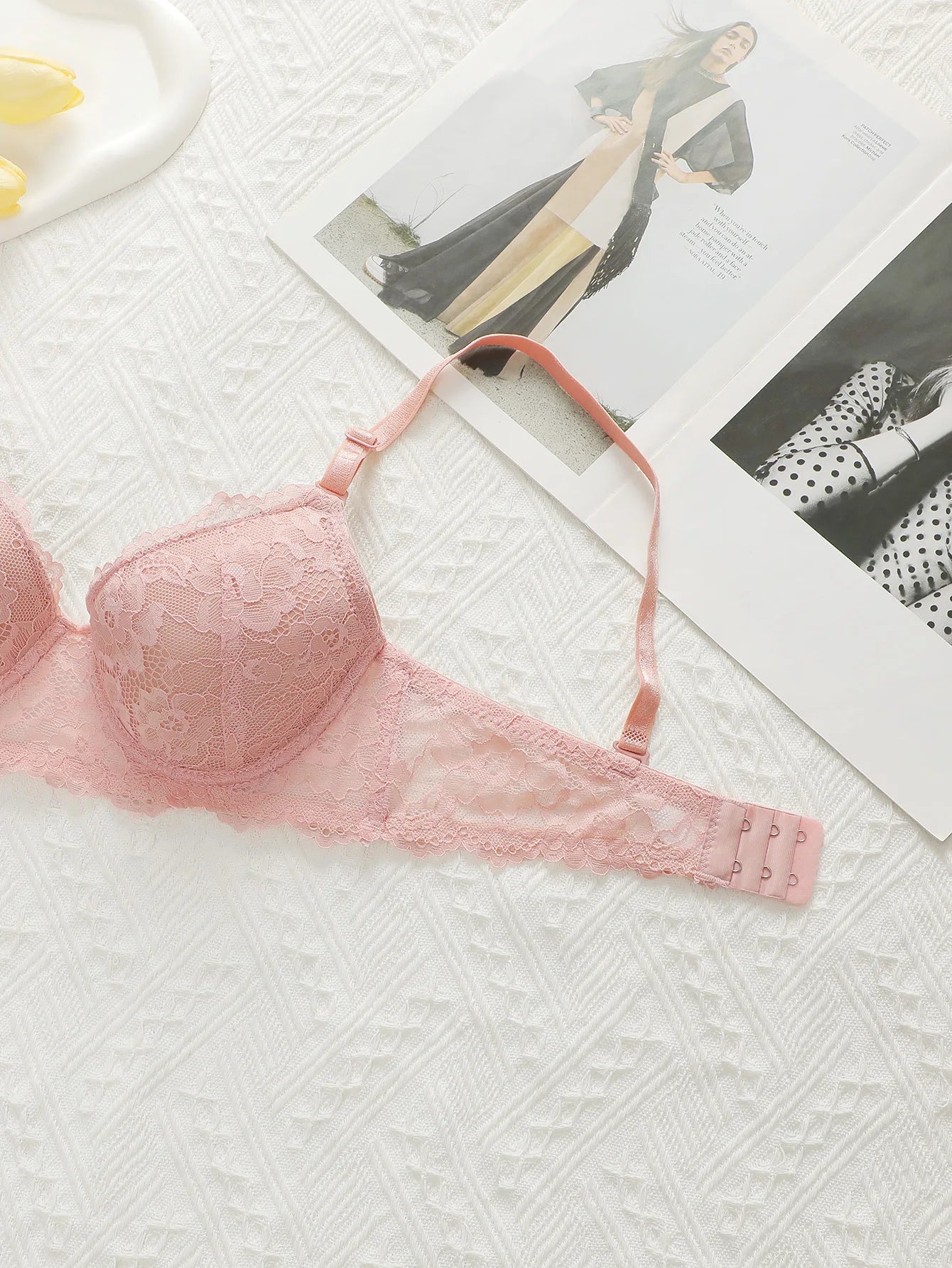 Pink lace gathered lifting sexy bra for all seasons daily women's underwear simple French style B6048