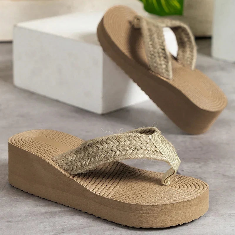 Straw Rope Weave Wedge Flip Flops Women Lightweight Thick Bottom Beach Slippers Woman 2025 Summer Clip Toe Platform Sandals