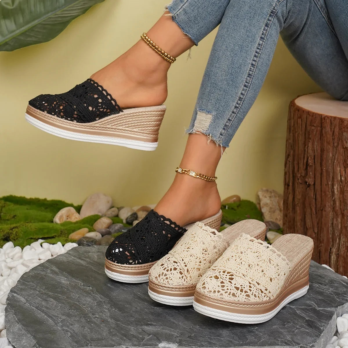 Woman Leather 2026 Fashion Wedge Female Large Size Mid-heeled Platform Black New Comfortable Retro Sandals for Women