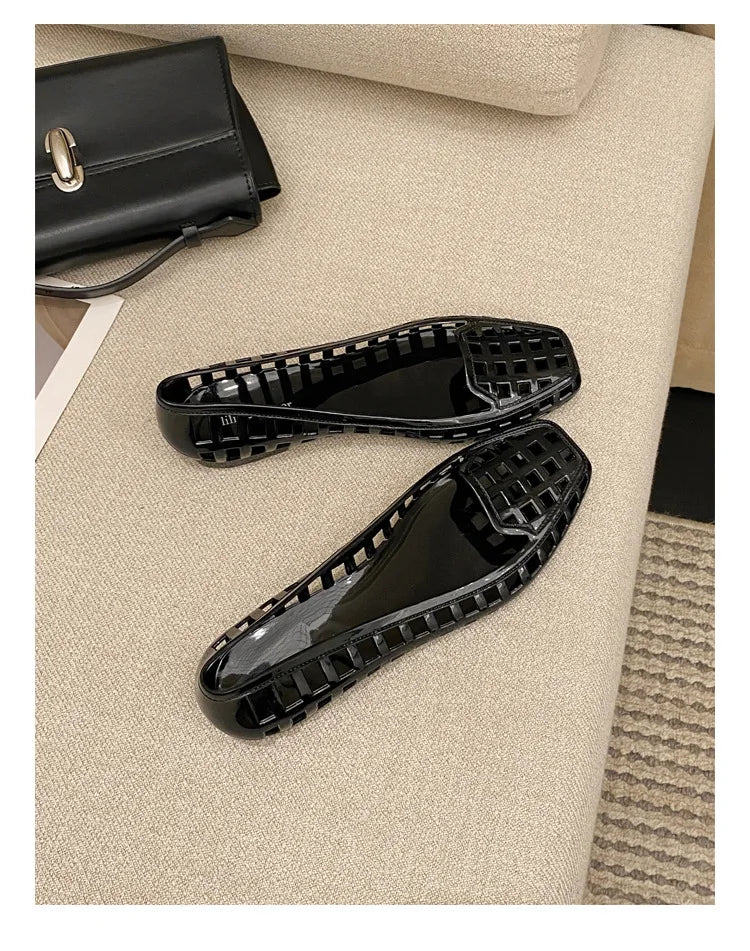 New 2025 Women Fashion Jelly Shoes Summer Cut-out Flat Sandals, Soft PVC Casual Square Toe Girls Daily Walking Sandalias