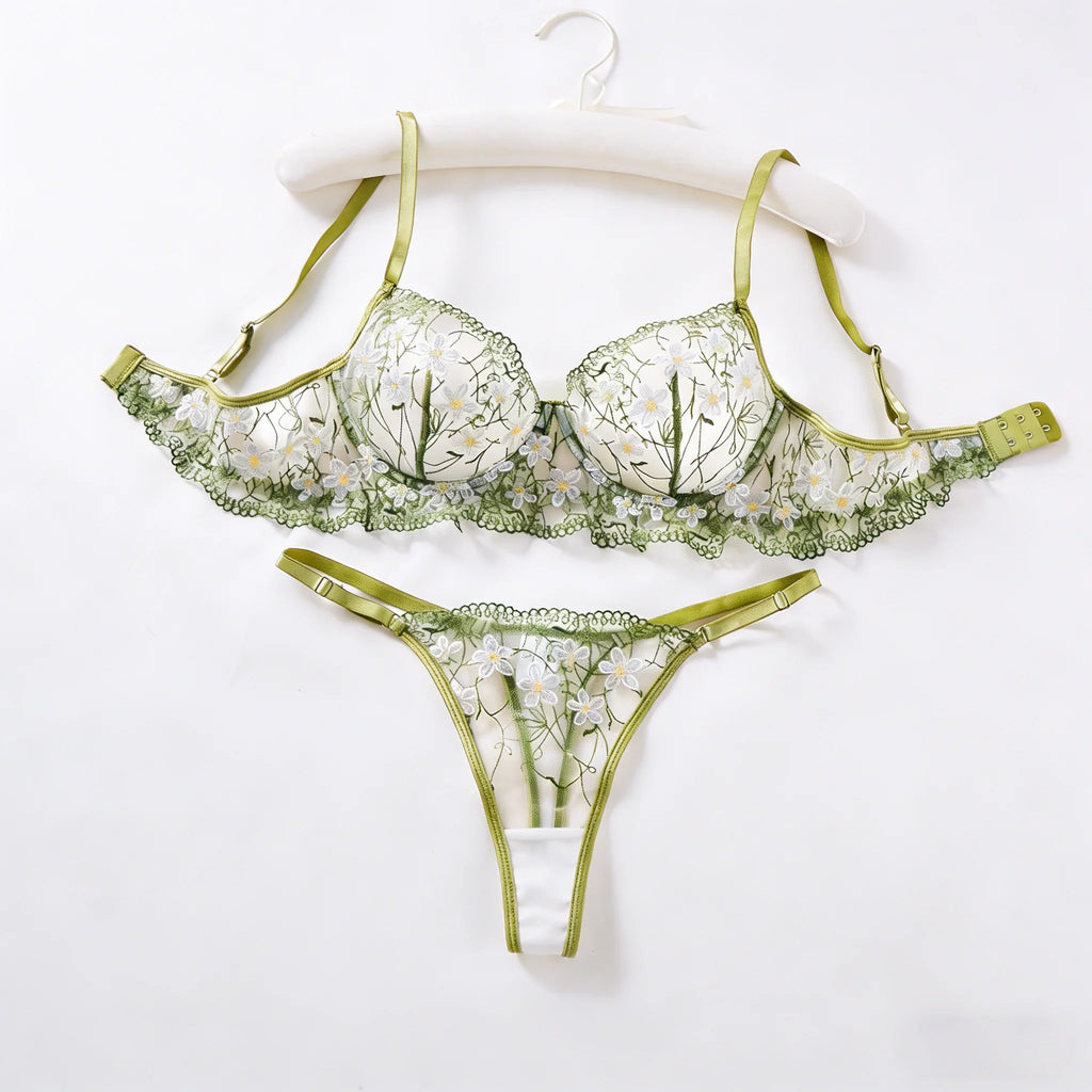 Green Sexy Lace One-Piece Sheer Embroidered Lingerie, Soft Steel Band Supportive Bra, French Pure Passion and Sweetness ZA825194