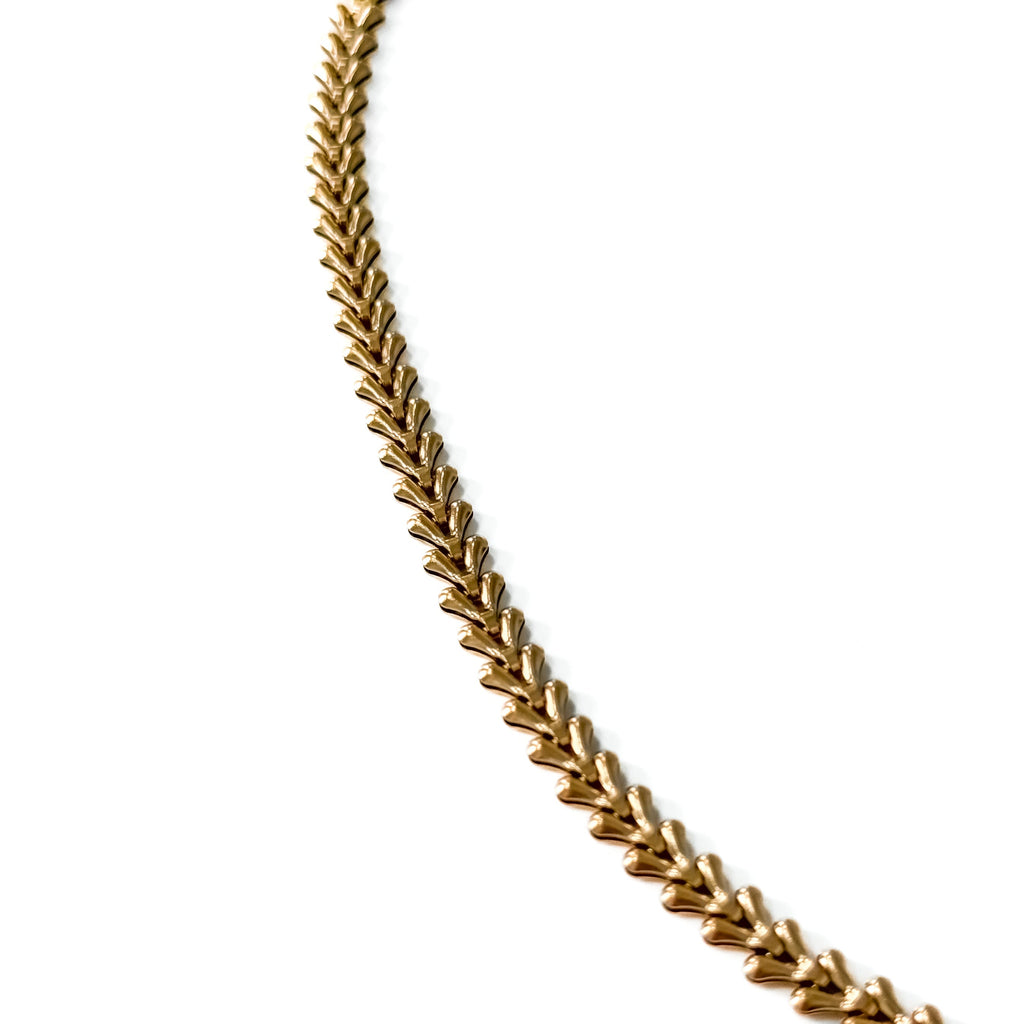 Chevron Chain Necklace - WATERPROOF