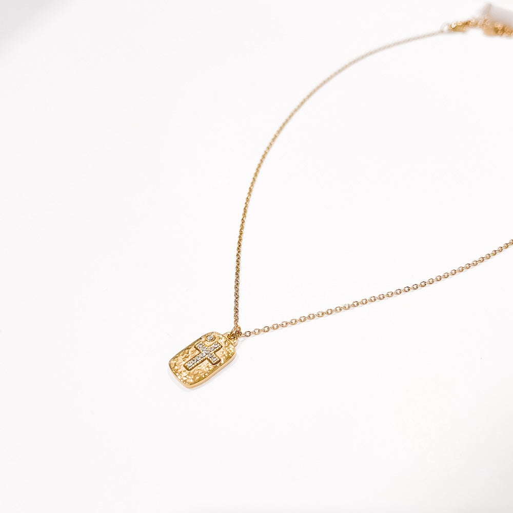 Cecilia Cross Pendant Necklace WATERPROOF