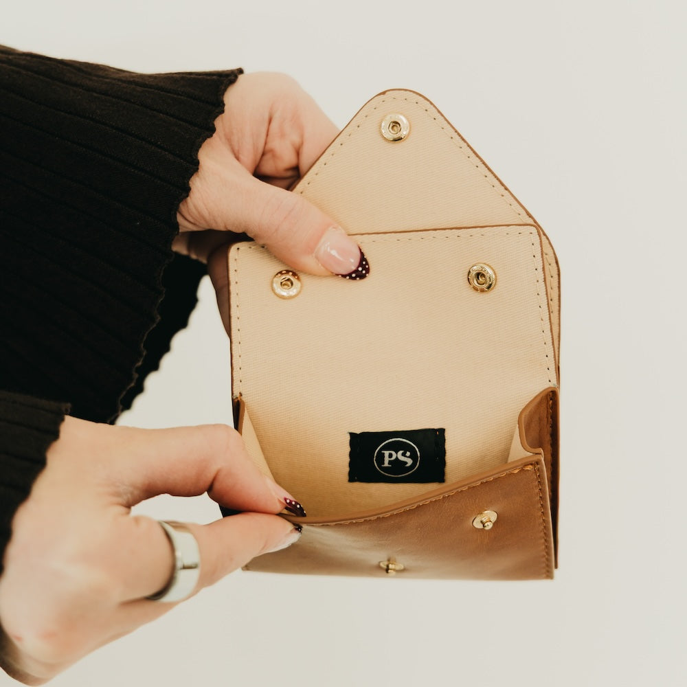 Eden Envelope Card Holder Wallet