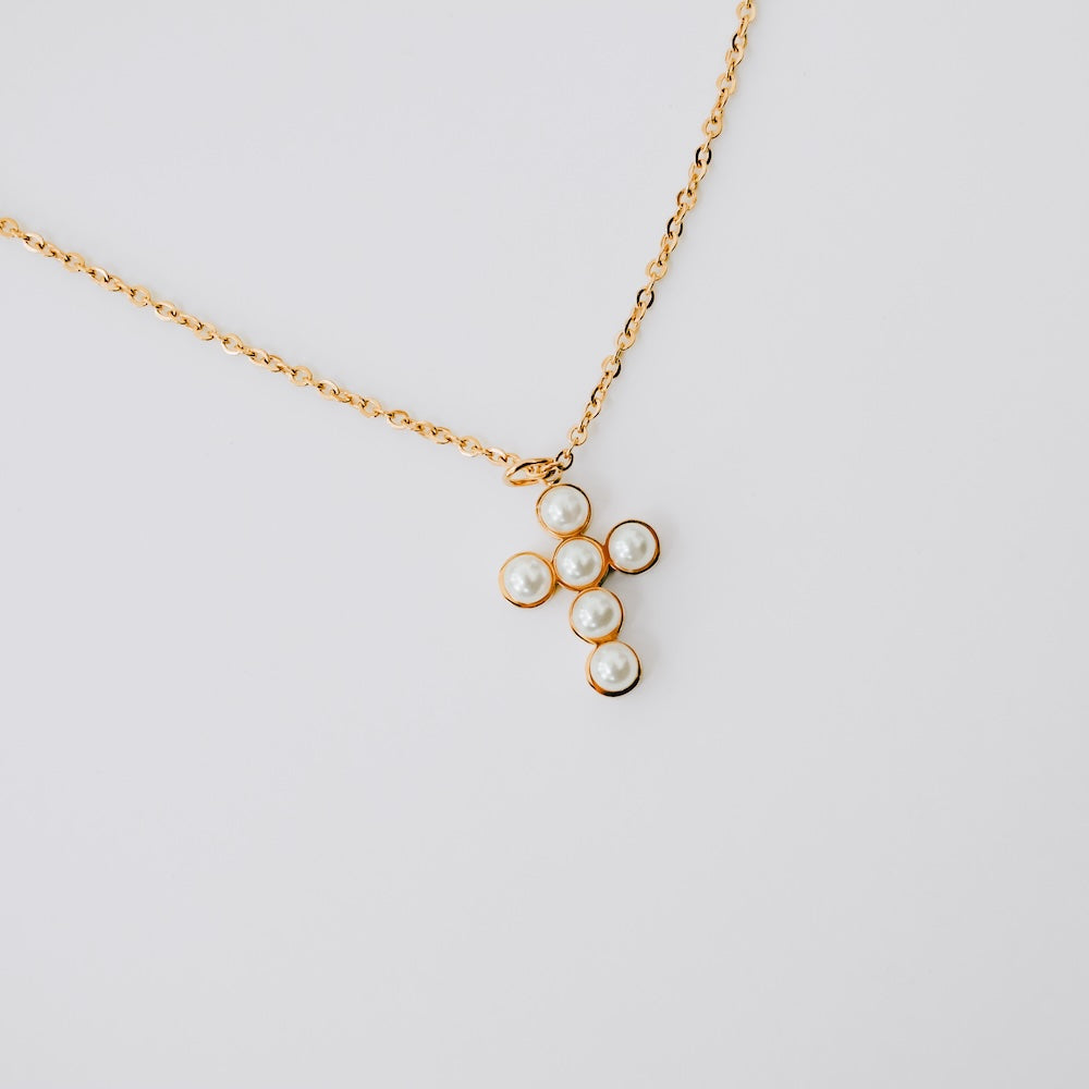 Grace Of Faith Pearl Necklace - WATERPROOF