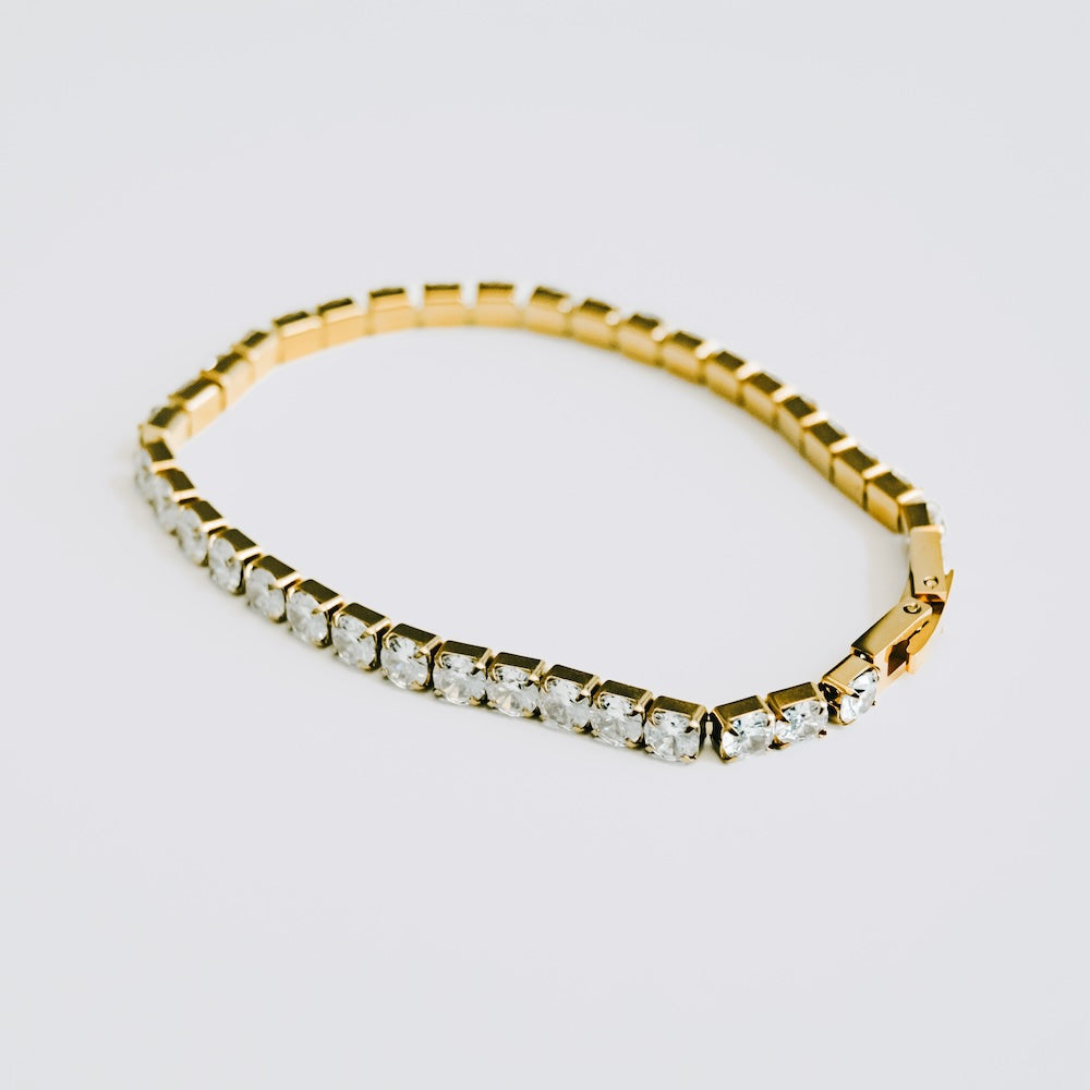 It's Date Night Diamond Bracelet - WATERPROOF