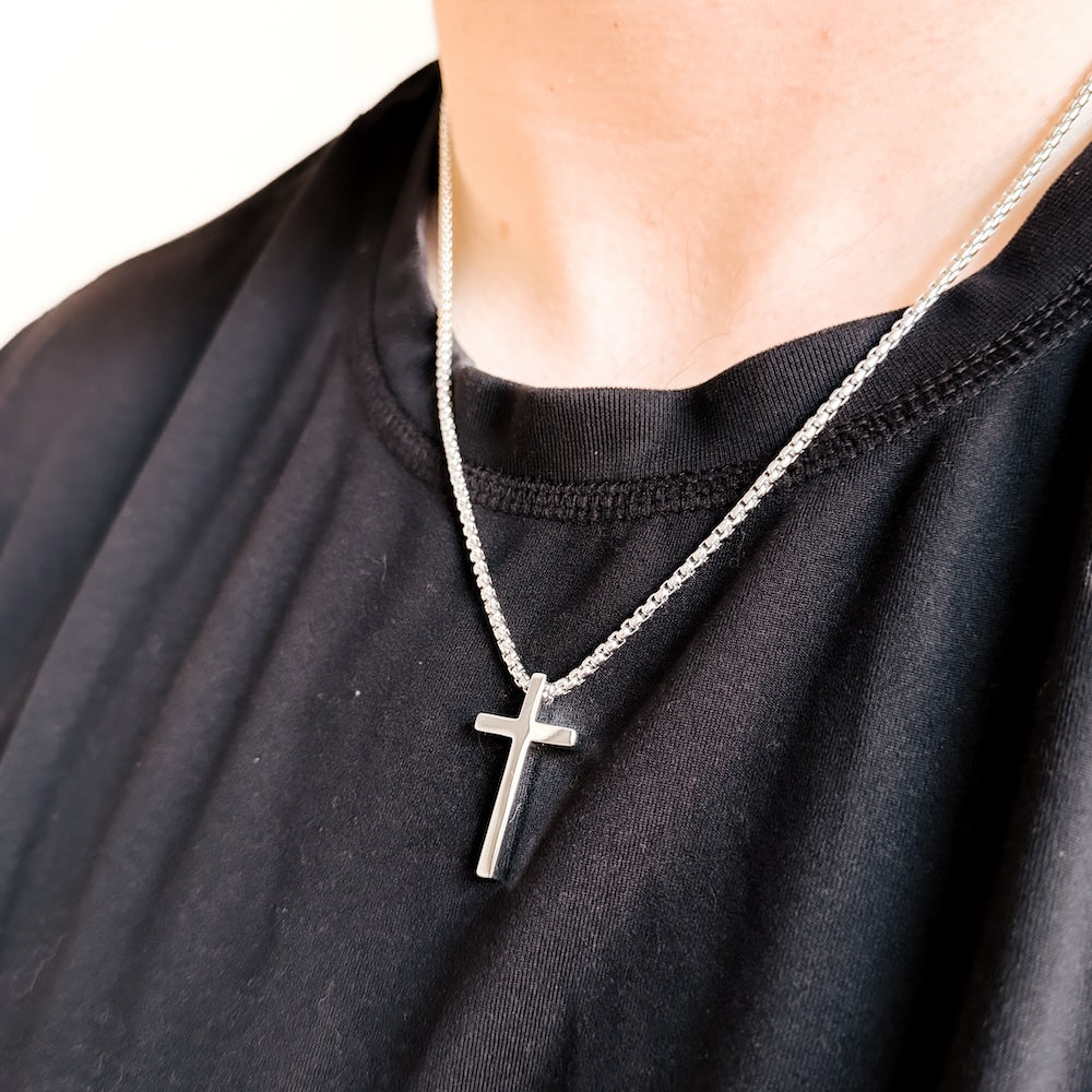 Gio L'uomo Mens Collection Cross Necklace