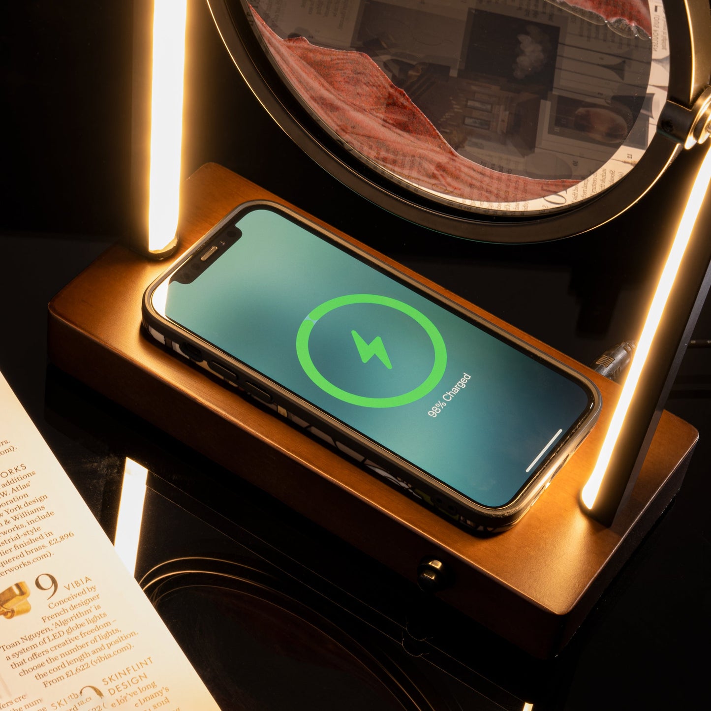 Moving Sand Lamp with Wireless Charger-6