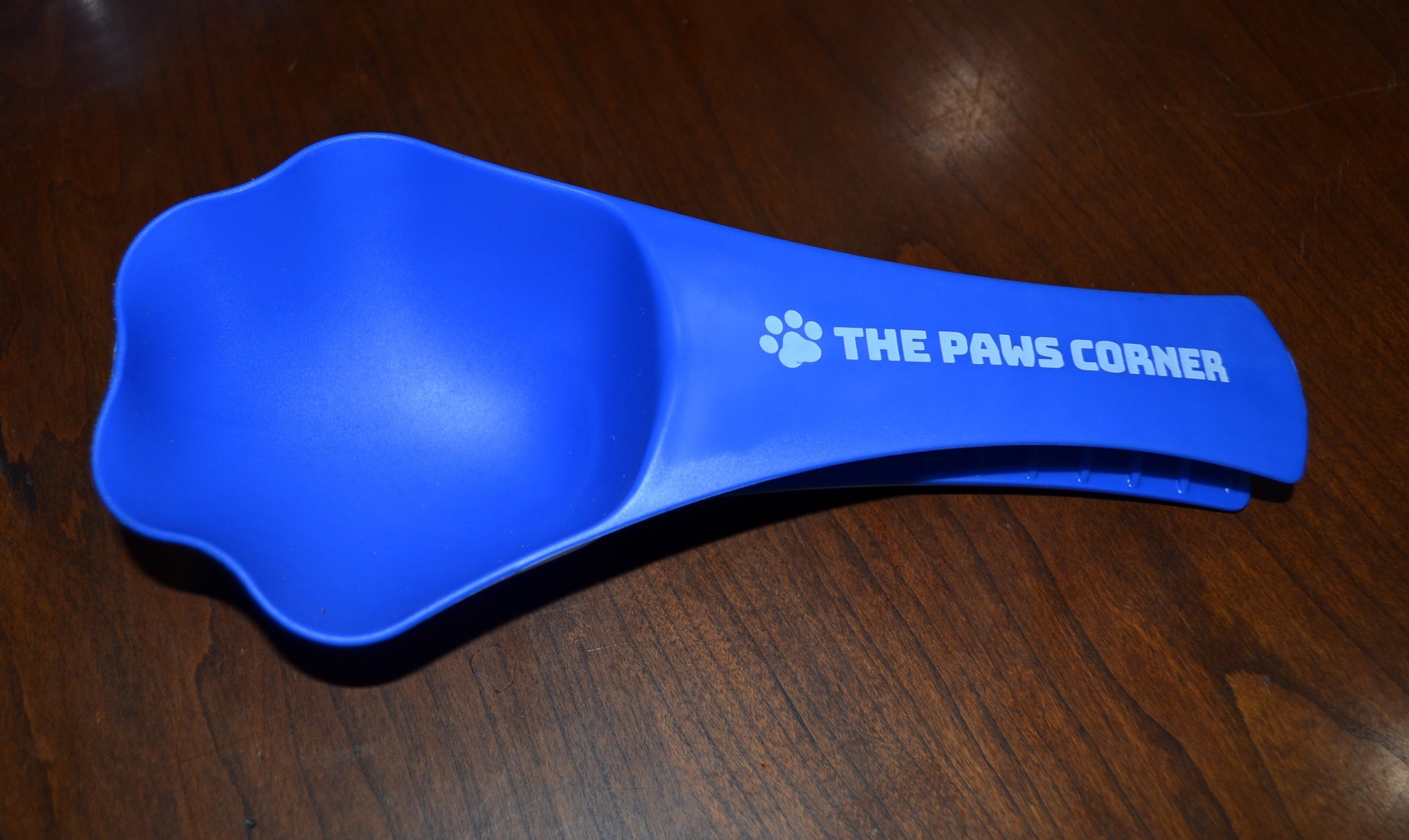 Paw-shaped Pet Food Scoop n' Clip-5